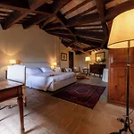 Hotel Castello Di 4*