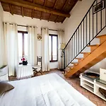Castello Di Hotel Montegridolfo