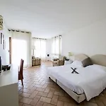 Castello Di Hotel Montegridolfo