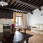 Hotel Castello Di Montegridolfo