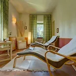 Castello Di Hotel
