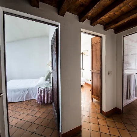 Castello Di Montegridolfo 蒙特格里多尔福