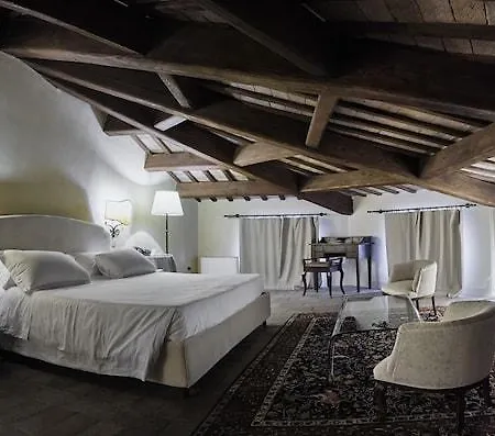 酒店 Castello Di Montegridolfo 蒙特格里多尔福