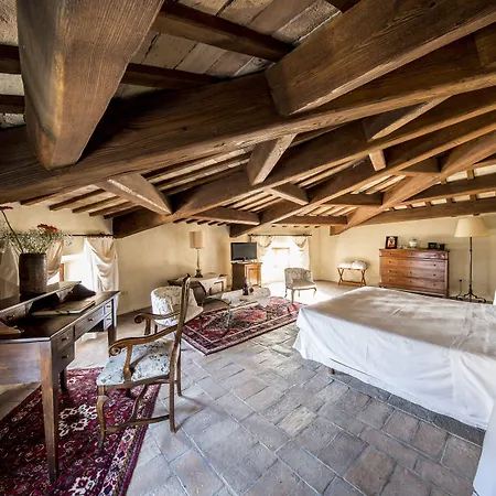 Castello Di Montegridolfo 4*