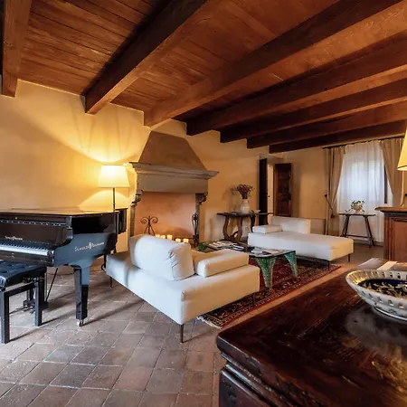 Castello Di Montegridolfo 酒店